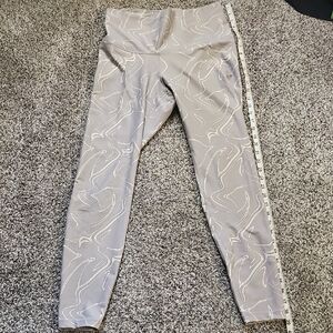 Old Navy Gray Swirl Leggings